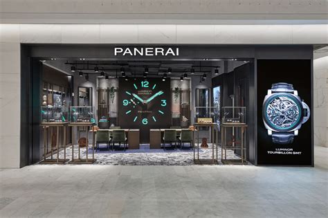 officine panerai boutique.